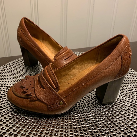 clarks loafer pumps
